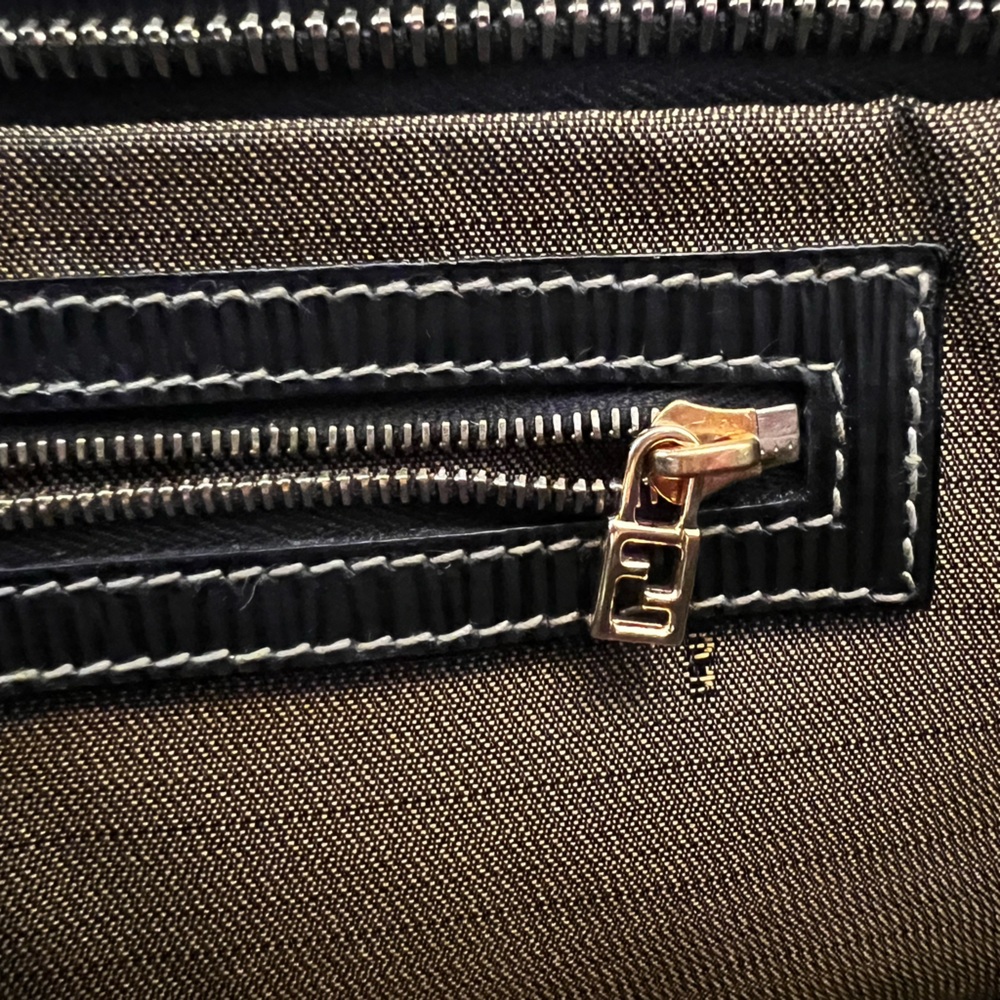 Fendi Penguin EUC Vintage Tote - Picture 6 of 16